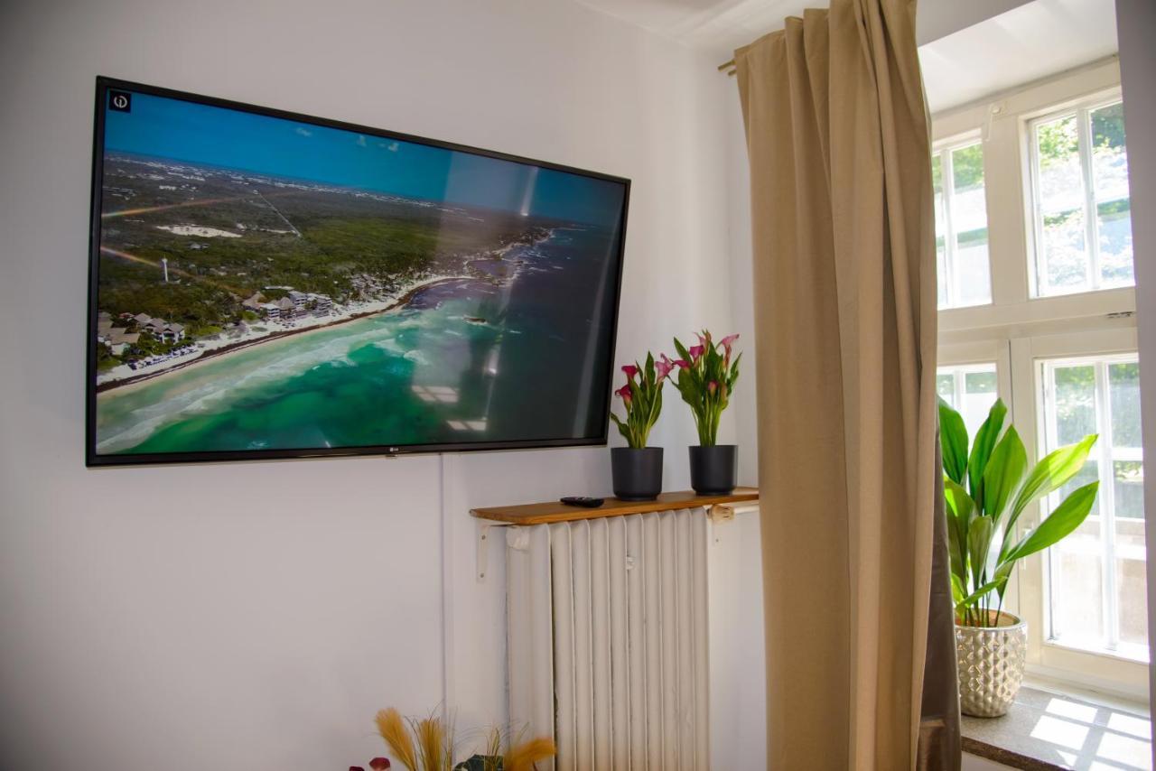 Maya'S Flats & Resorts 19 & 20 - Ogarna Гданск Екстериор снимка