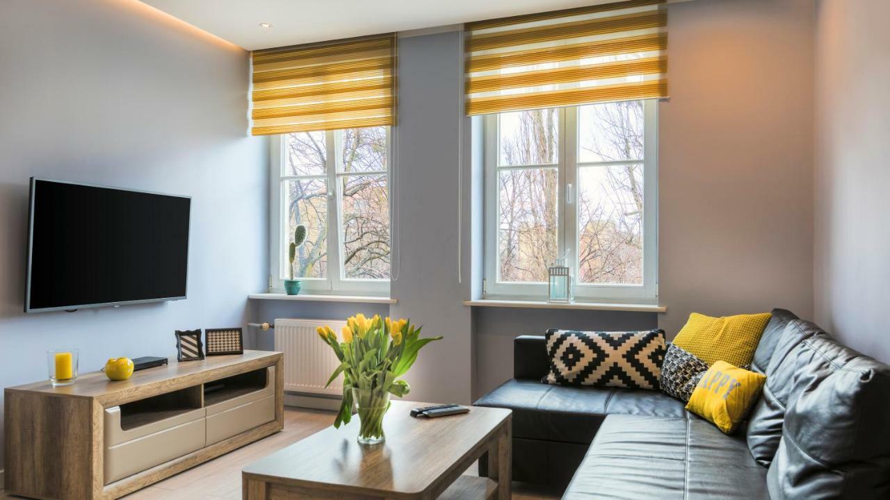 Maya'S Flats & Resorts 19 & 20 - Ogarna Гданск Екстериор снимка